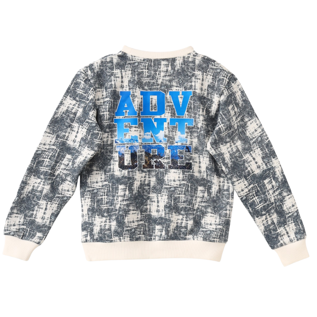 Sweatshirt Full Cover Printed "ADVENTURE" In The Back